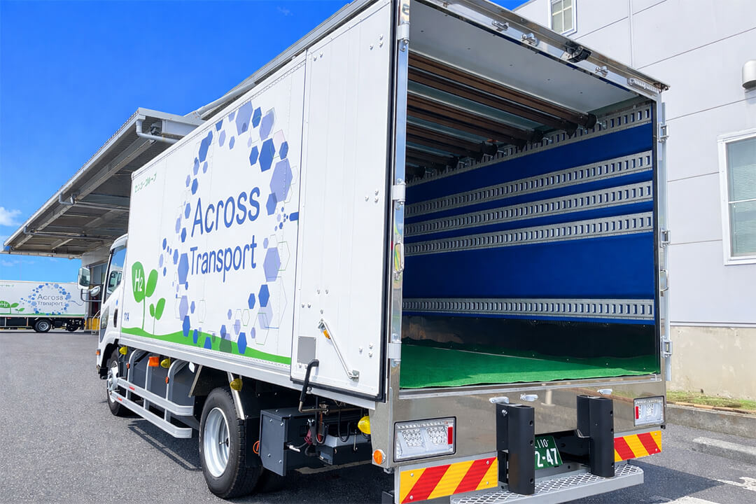 燃料電池小型トラック